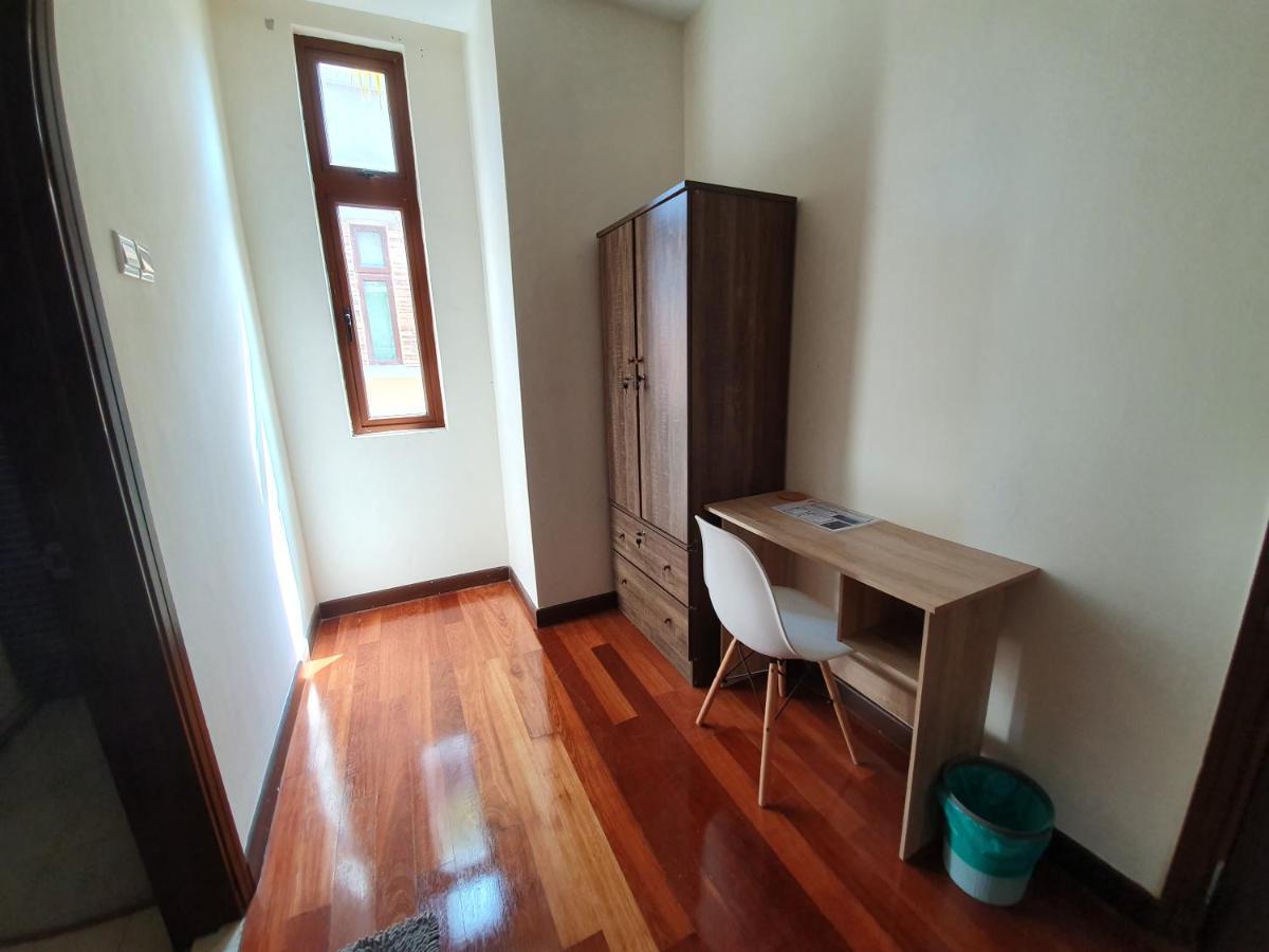 Eden Cosy Living Apartment Бату Феринги Екстериор снимка